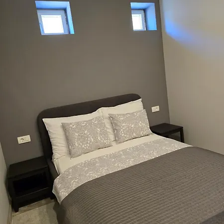 Apartman Kameno Sidro *