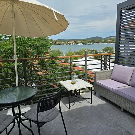 Kameno Sidro Apartment Bilice